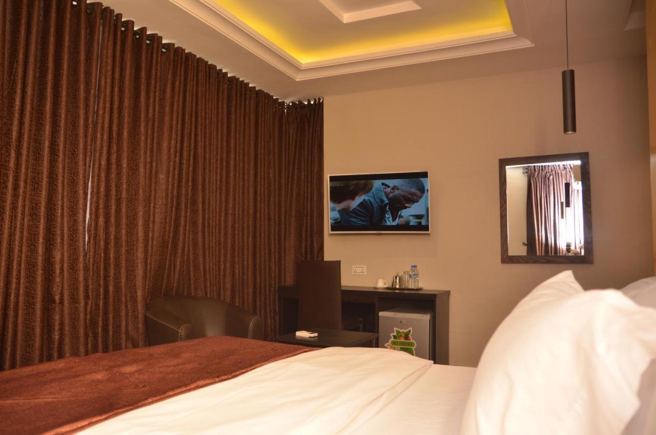 Residency Hotel Lekki ラゴス エクステリア 写真